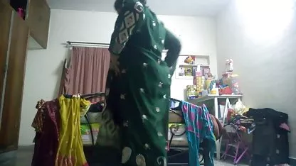 سه فیلمسکسی مادر وپسر دوجنسی, رویای, دفتر